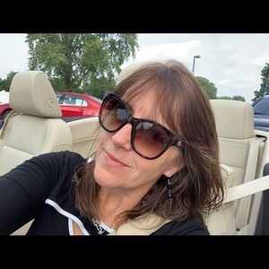 Meet your Posher, Jean